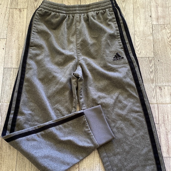 Adidas 4 Piece Bundle Set Size 7 - Picture 5 of 5